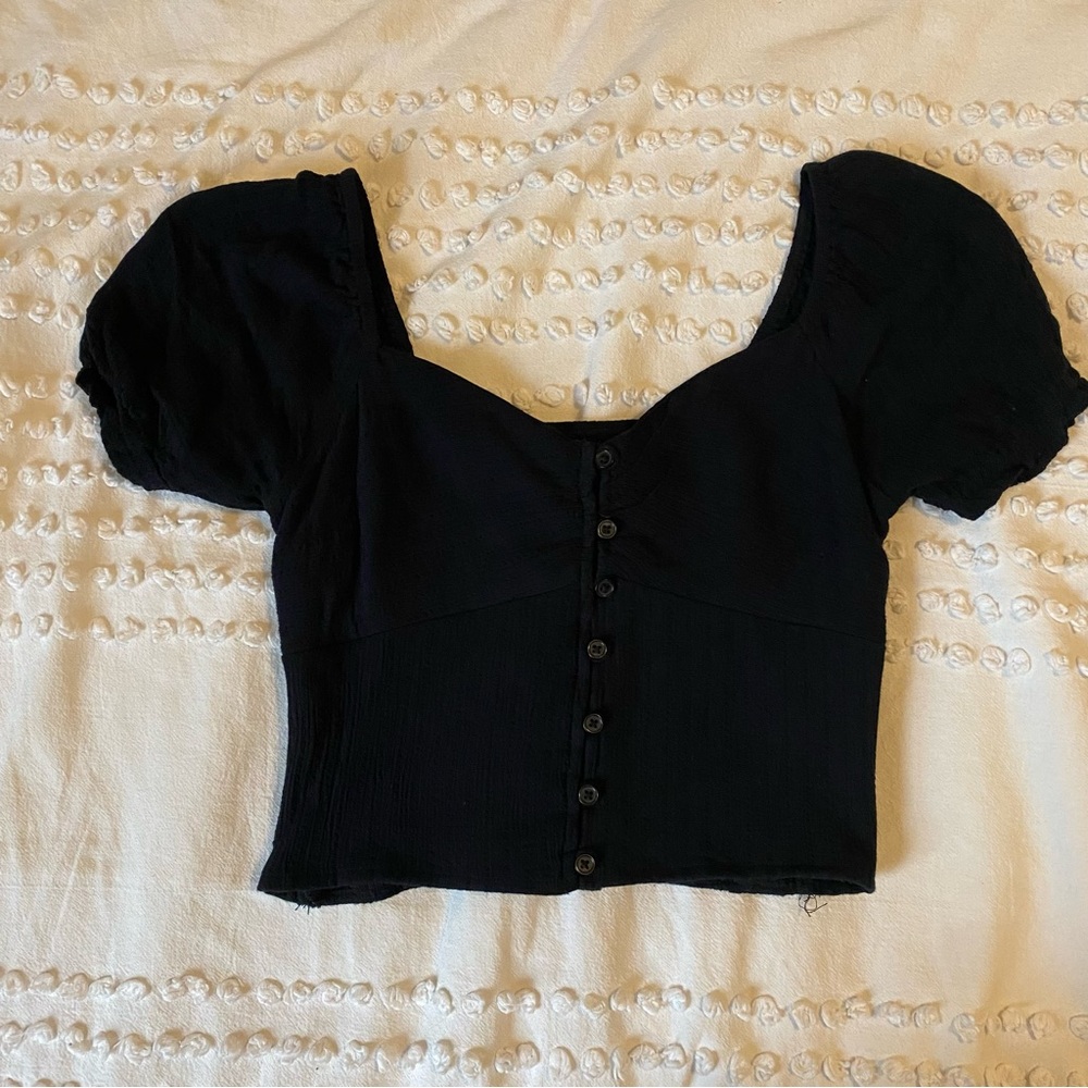 Hollister Black Puff Sleeve Crop Blouse